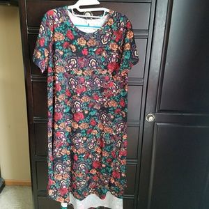 Lularoe L Carly